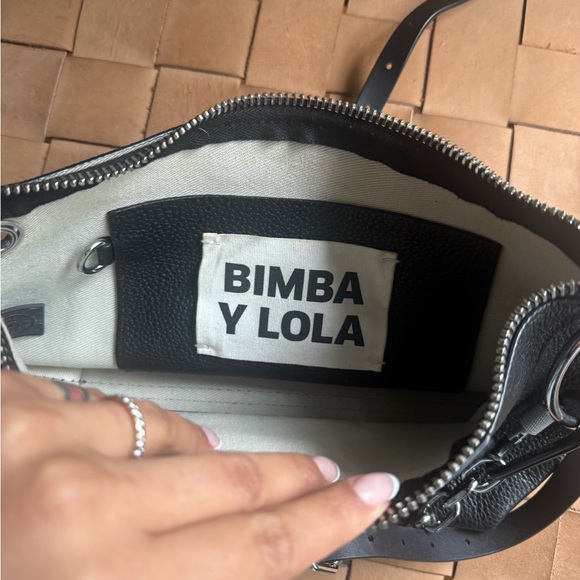 Bimba Y Lola Black Crossbody Bag - Picture 4 of 4